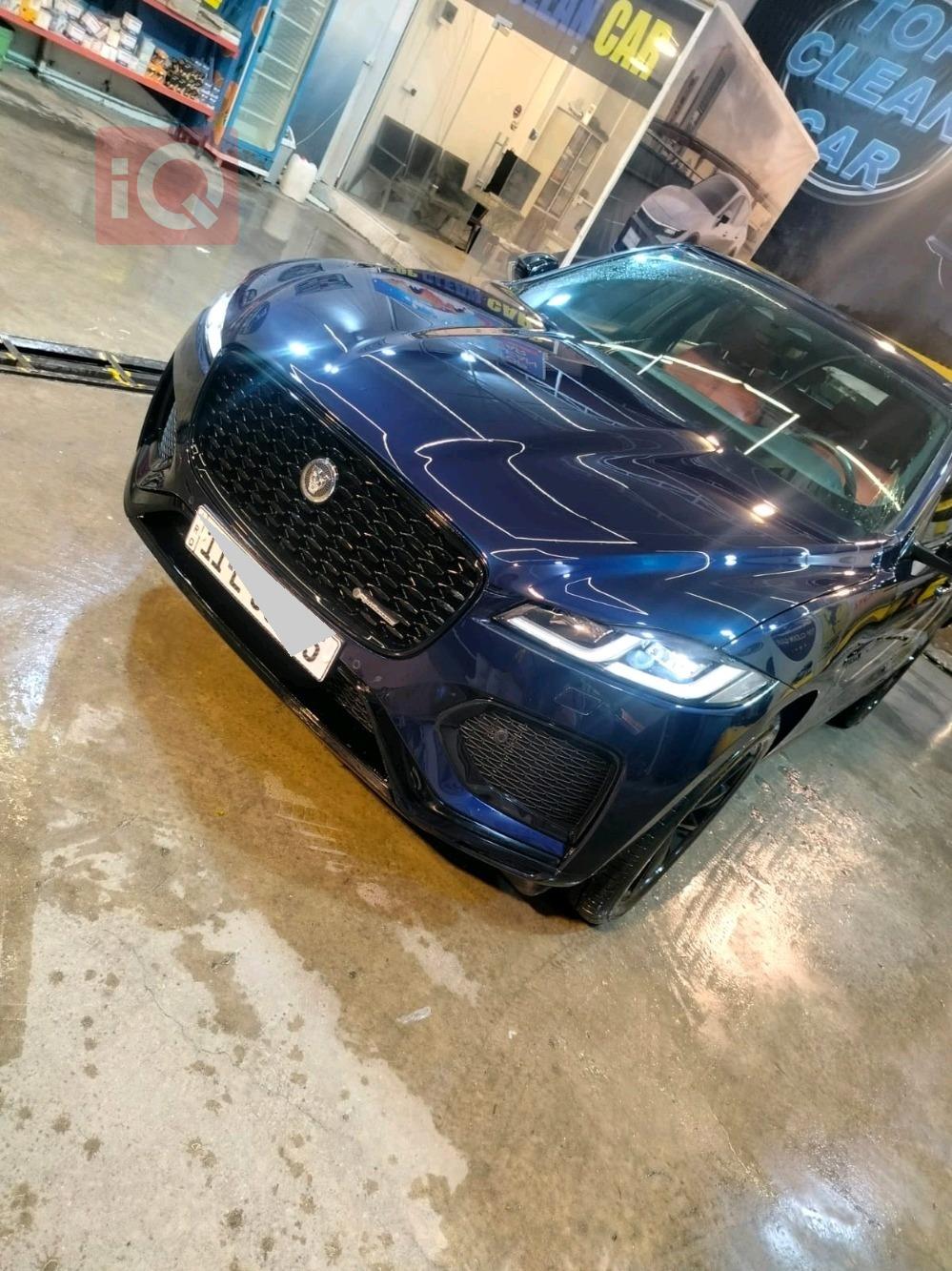 جاكوار إف-بيس